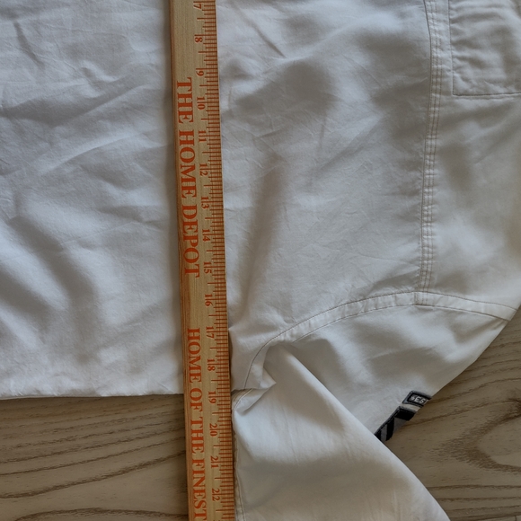 Express White Shirt with Black Lion Embroidery - Picture 8 of 8